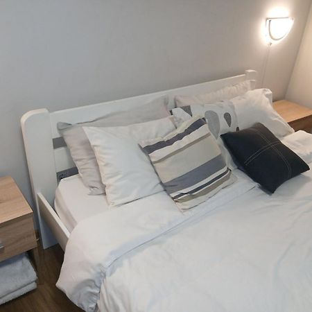 Skelnaia Apartment Lviv Bagian luar foto