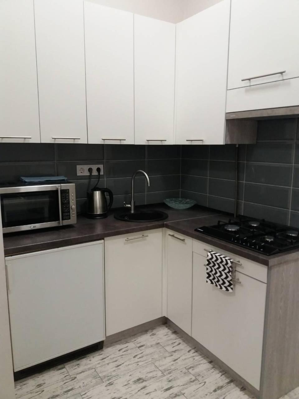 Skelnaia Apartment Lviv Bagian luar foto