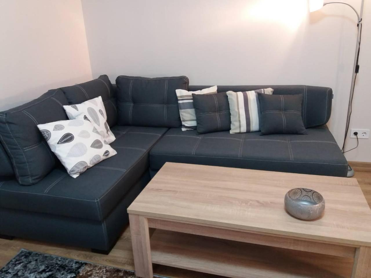 Skelnaia Apartment Lviv Bagian luar foto